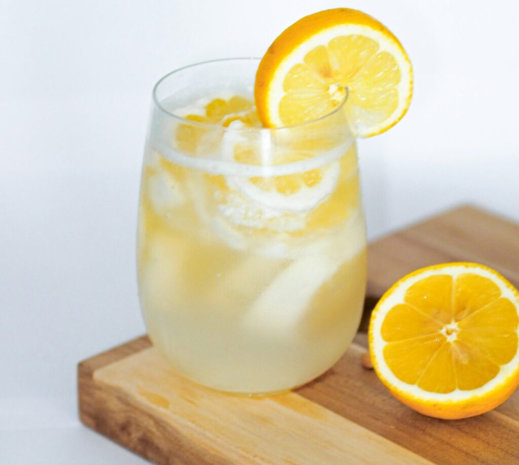 Health Benefits of lemon Water